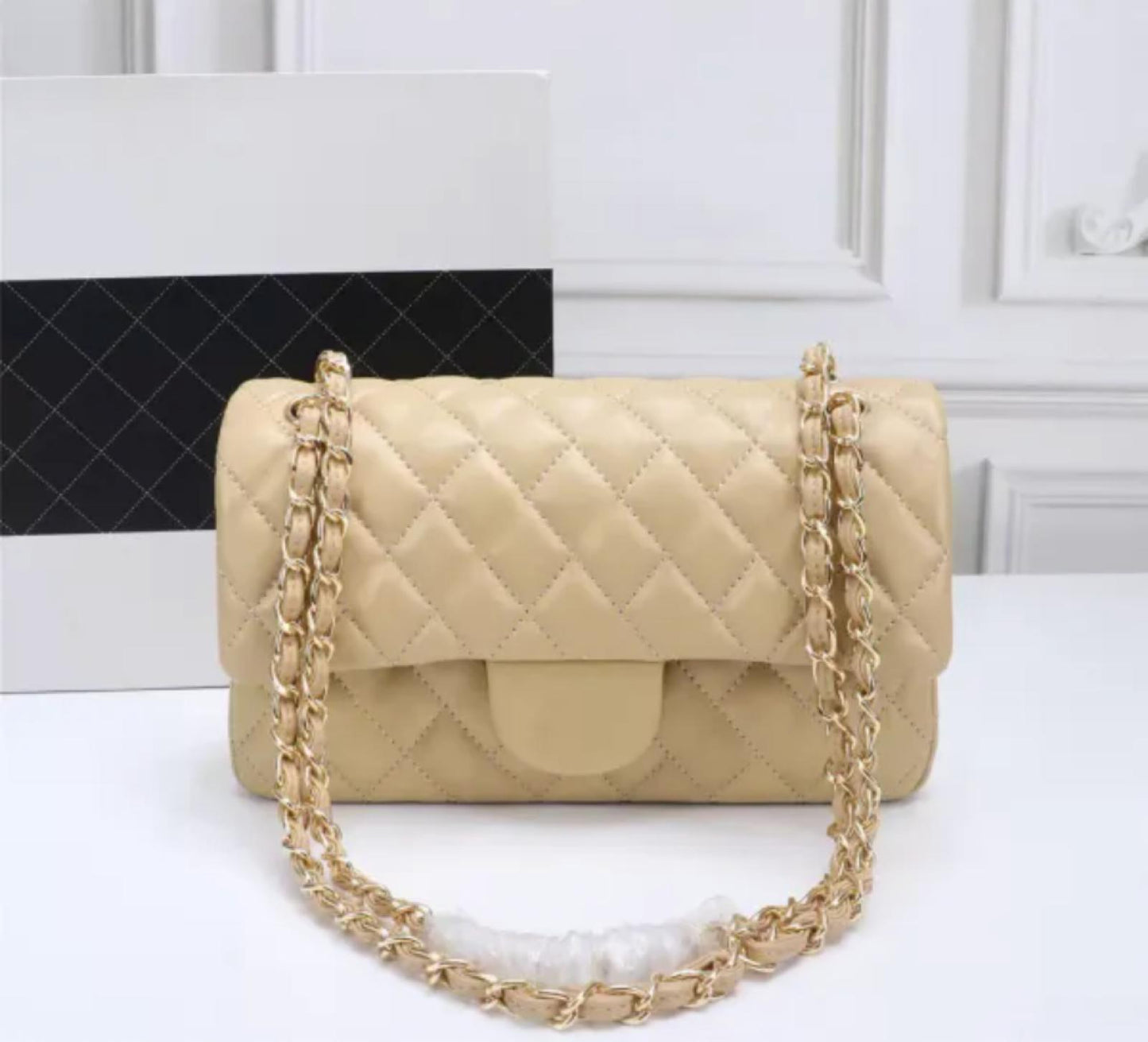 CHANEL Crossbody